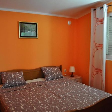 Marina Apartments Вир Экстерьер фото