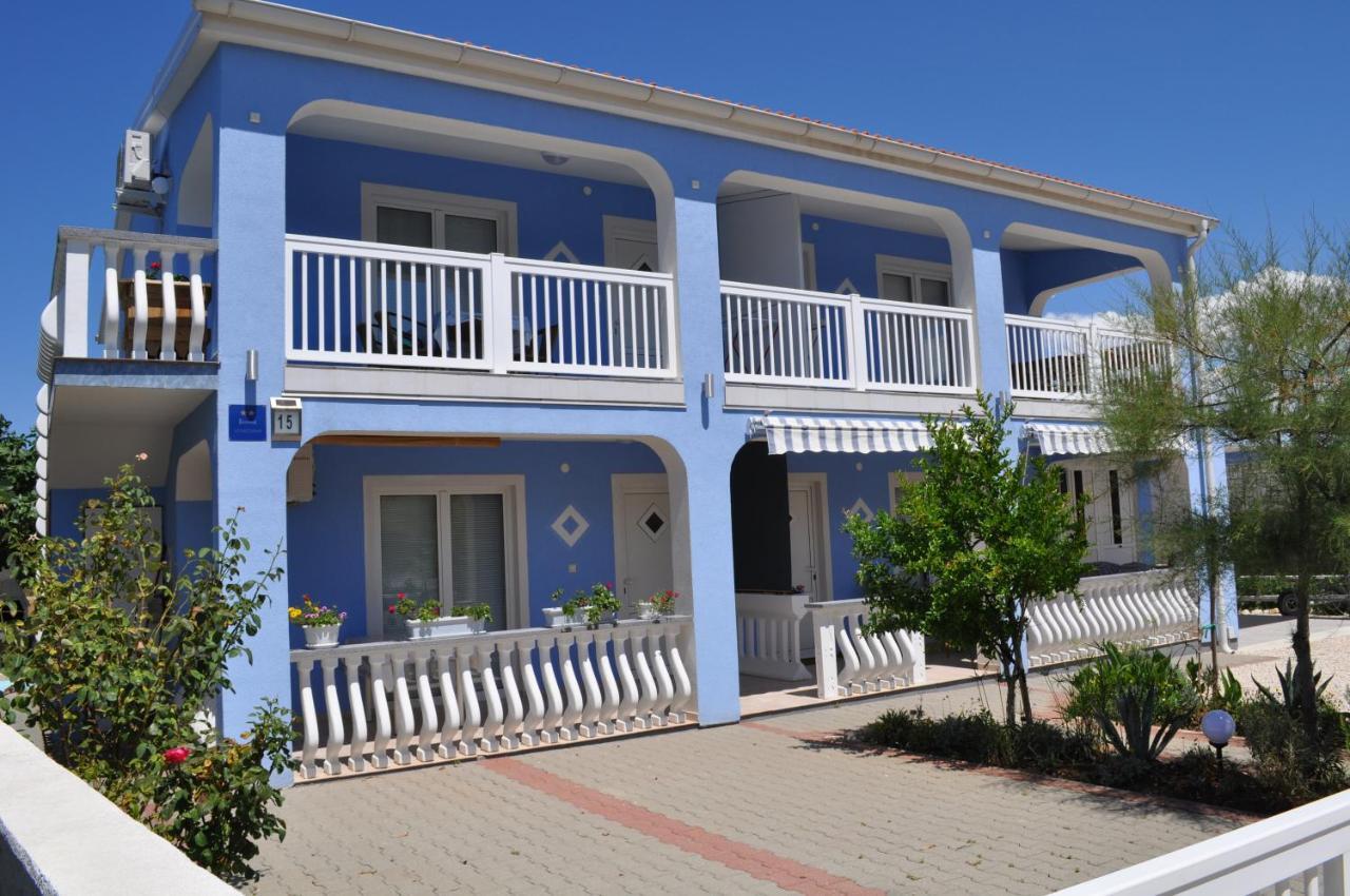 Marina Apartments Вир Экстерьер фото