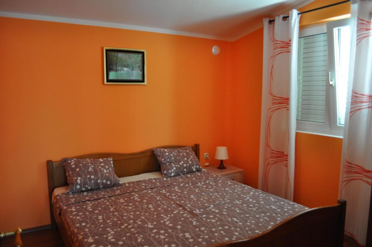 Marina Apartments Вир Экстерьер фото